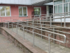 В учреждении здравоохранения «Гомельская городская клиническая больница №2» создана доступная среда для инвалидов (для мужчин и женщин), передвигающихся с помощью кресла-коляски.
